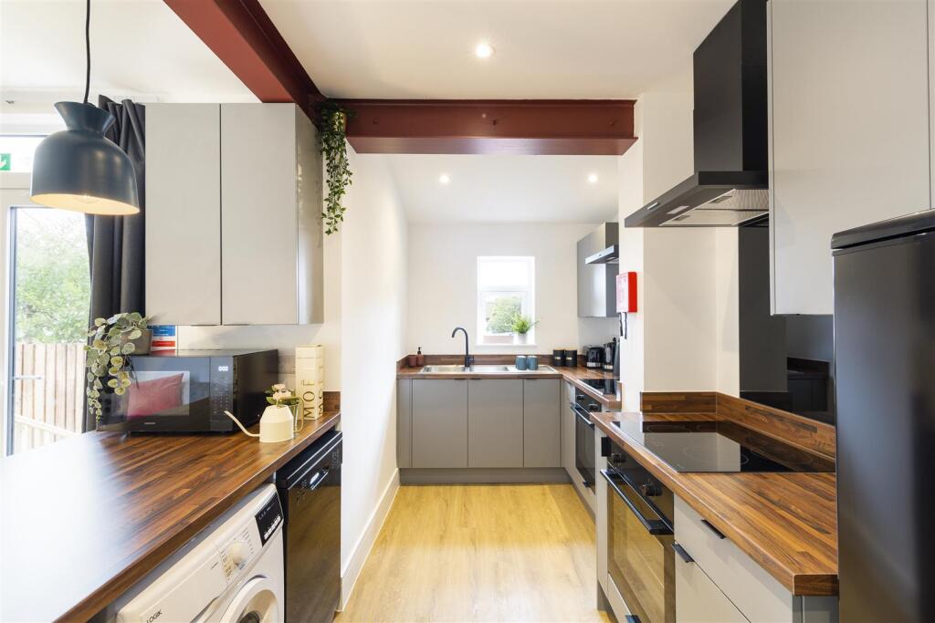 179 Charlton Road, Fishponds, Bristol BS15 1LZ | F