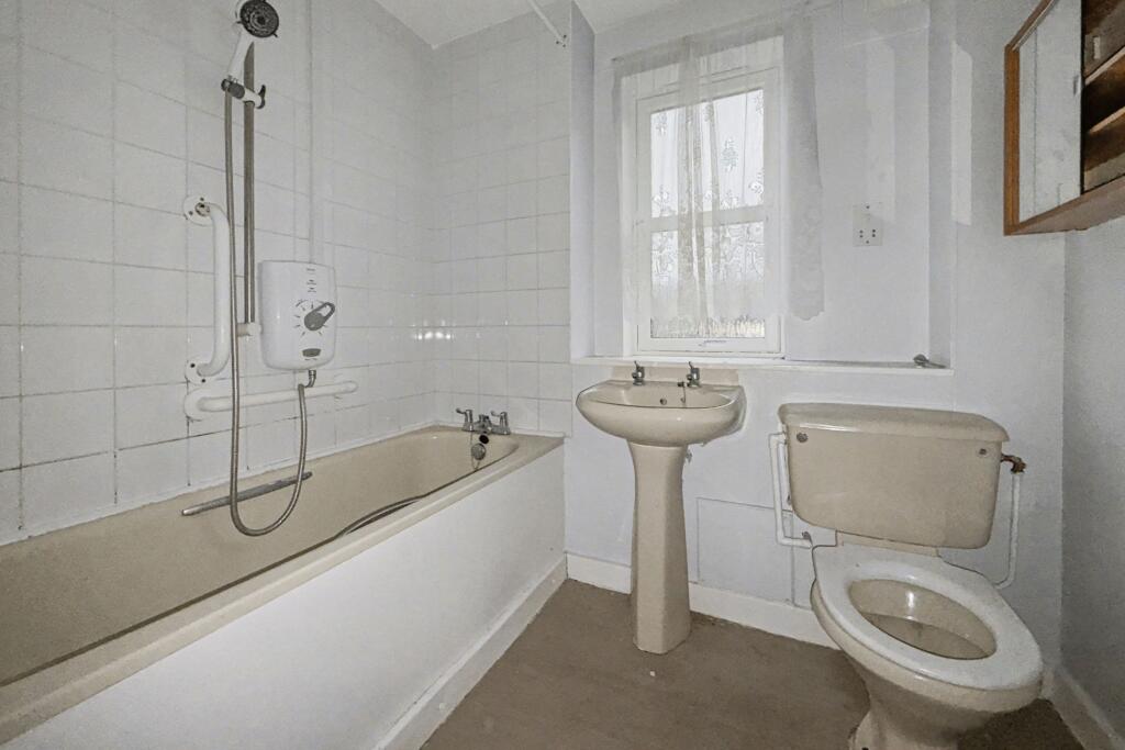 47 Colchester Road, Walthamstow, London, E17 8NU