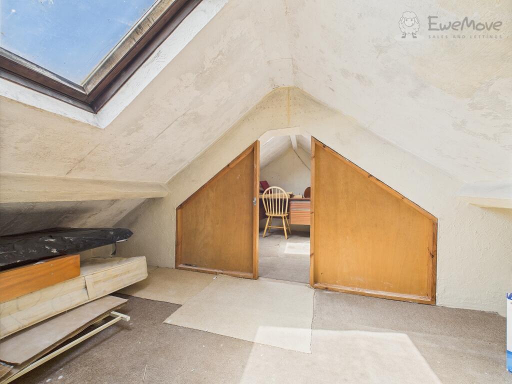 CAM03640G0-PR0050-STILL018