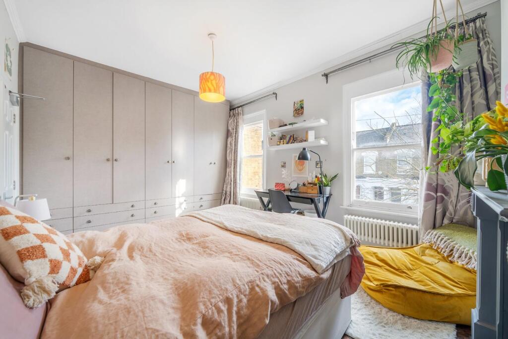 Bedroom 2 (2).jpg