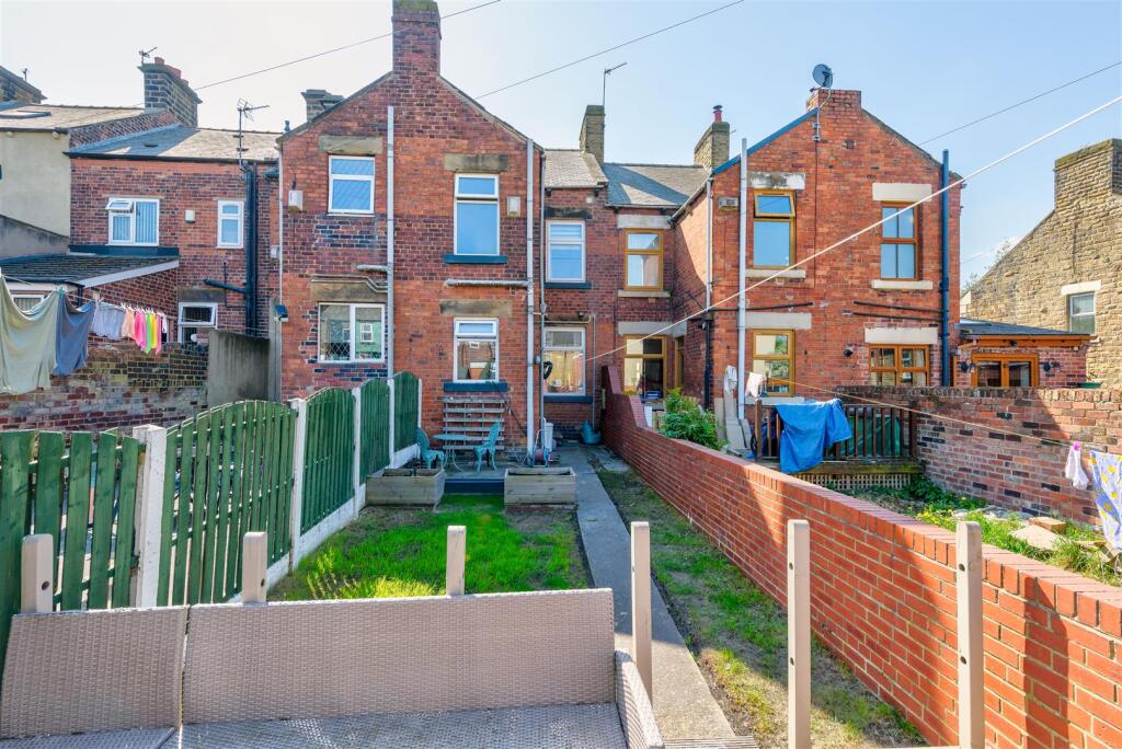 536DoncasterRoad(Exterior)(7of7).jpg