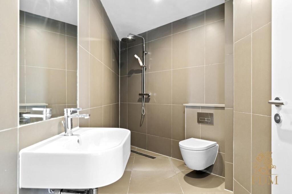 T603 Nottingham One 156 Canal Street NG1 7HG