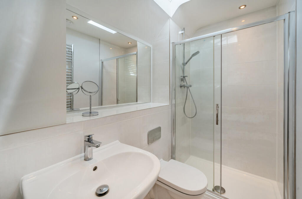 1321753-9-686d633...