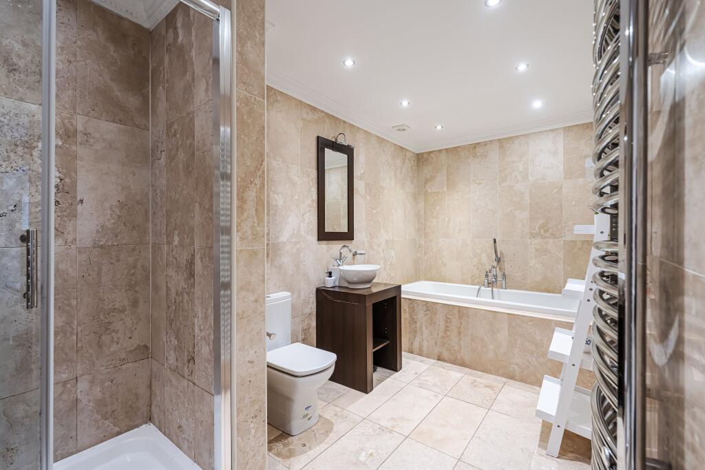 En suite