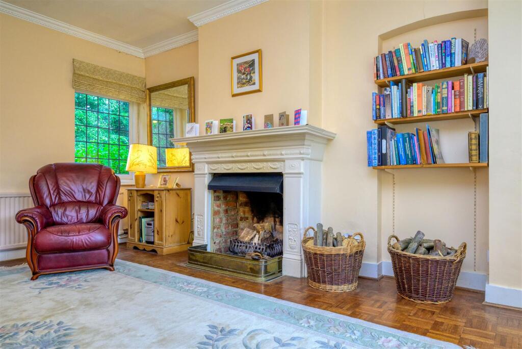 22 Sedgewell Road - Internal (19 of 49).jpg