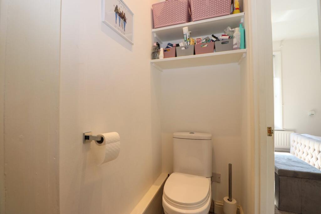 En-suite to Bedroom 1