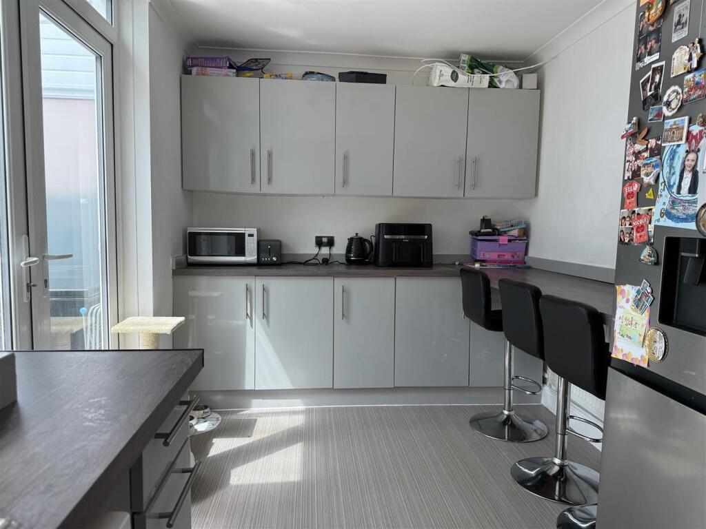 Open Plan KItchen Dining Room