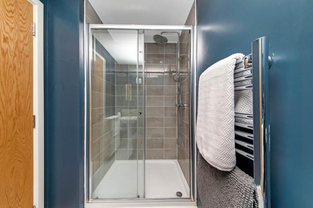 BEDROOM ONE EN-SUITE