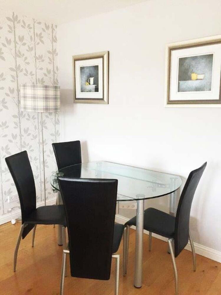 RIVERSIDEMANOR12R
