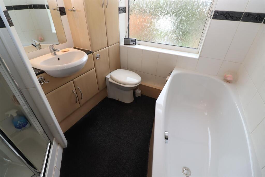 Bath / Shower Room / WC