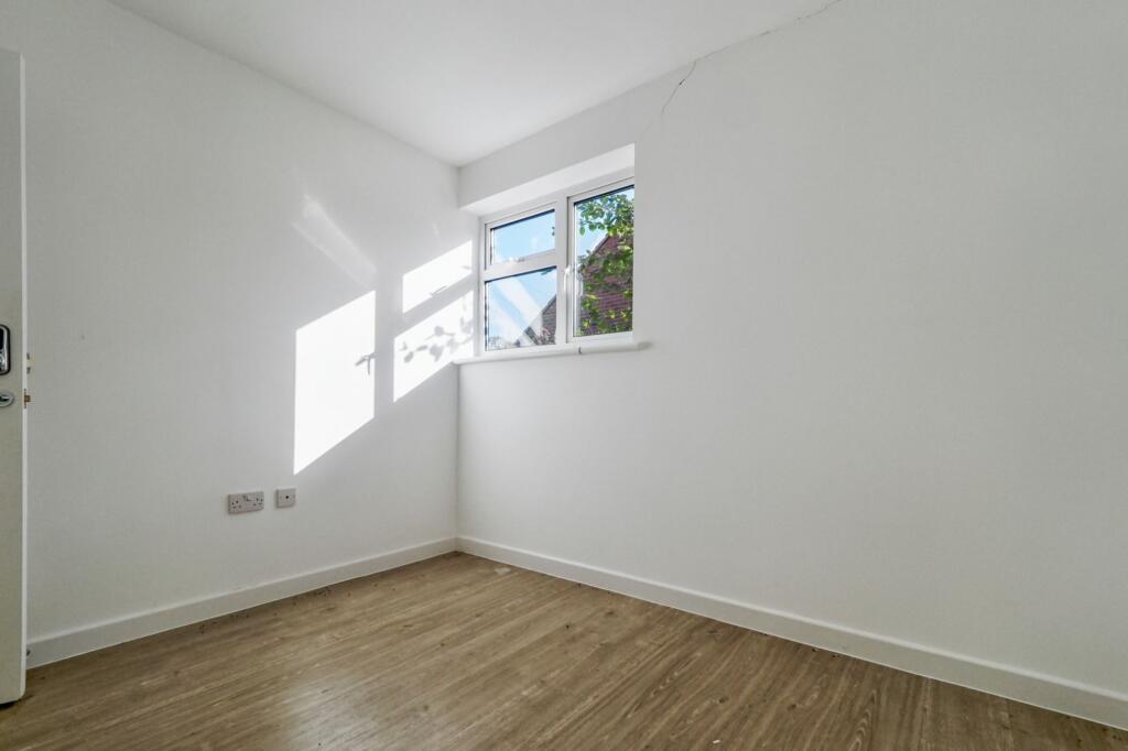 15 Sweechgate, Broad Oak, Canterbury, Kent, CT2 0QY