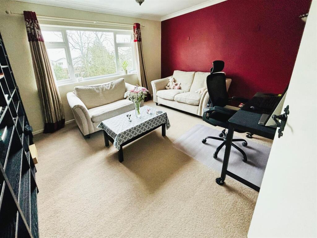 5a8de795-Lounge 20TC.jpg