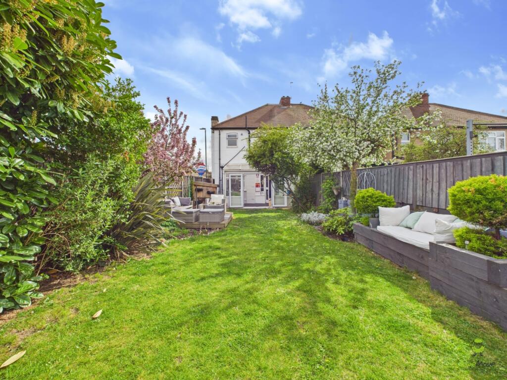 Clinton Crawford 3 bedroom Semi Detached home clos