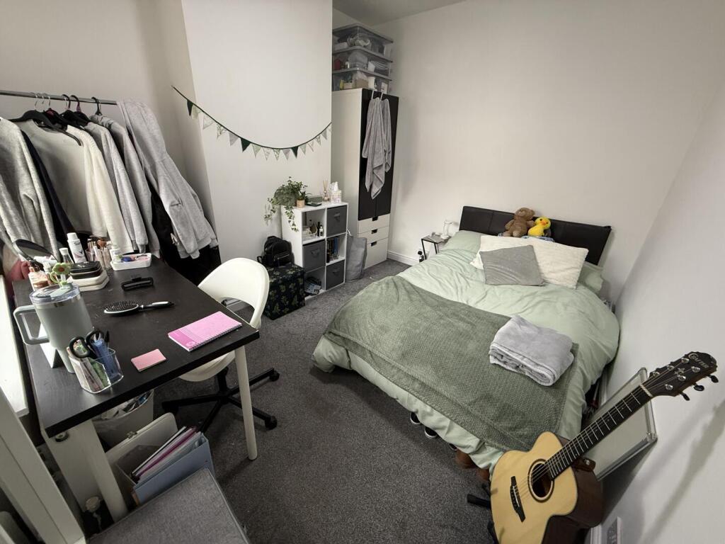 3ar.room3.JPG