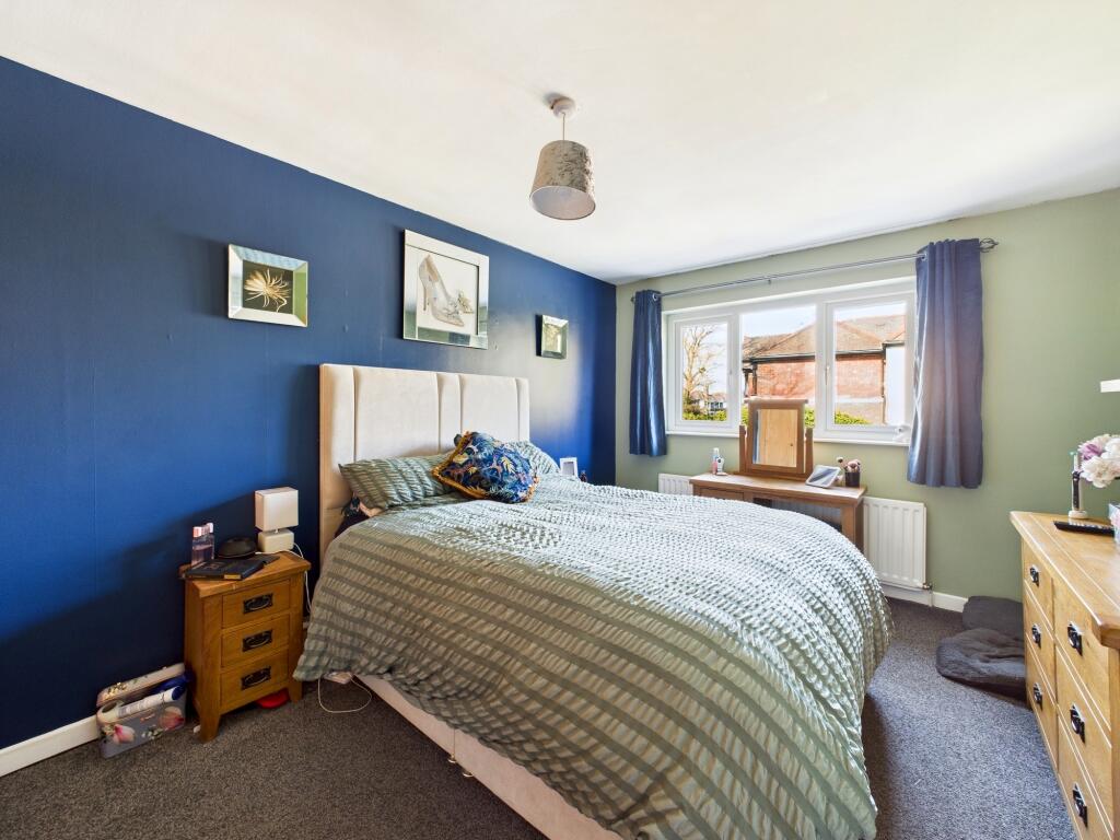 CAM05192G0-PR0041-STILL028