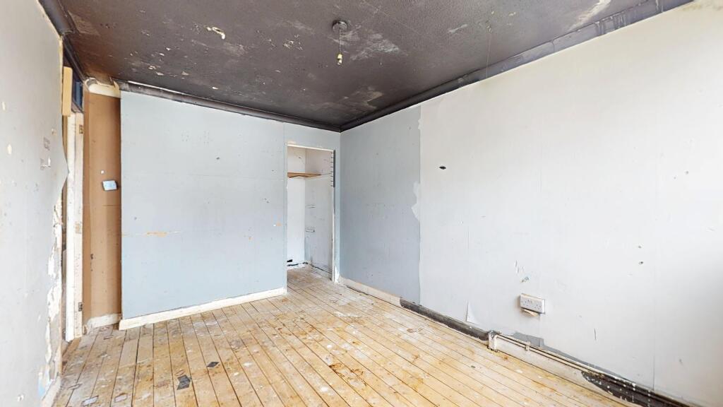 2 Bonnington Court, Gallery Gardens, Northolt, UB5 5NX