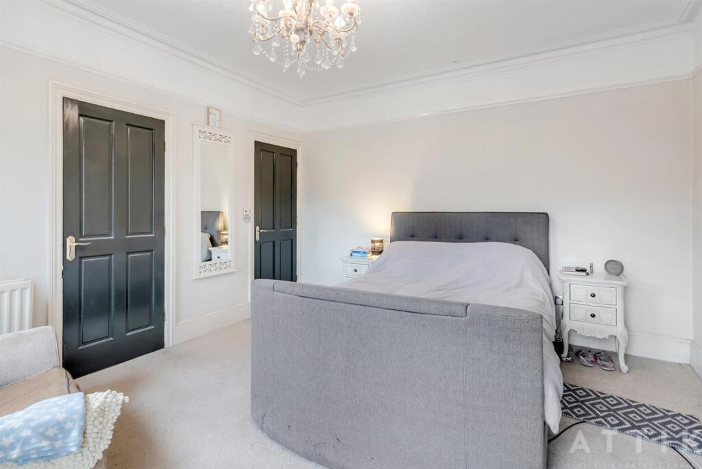 Attik 5, Stradbroke Road Gorleston, NR31 7AQ (26).