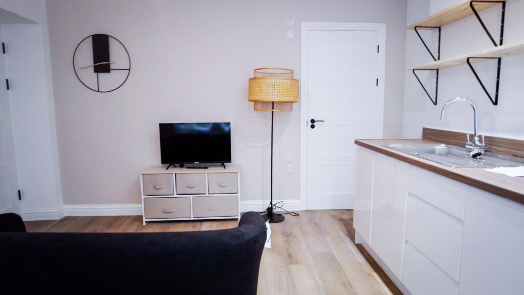 living room 2.jpg