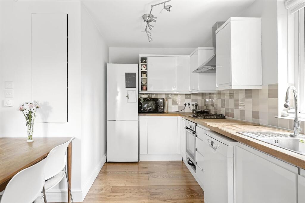 Reception/Kitchen