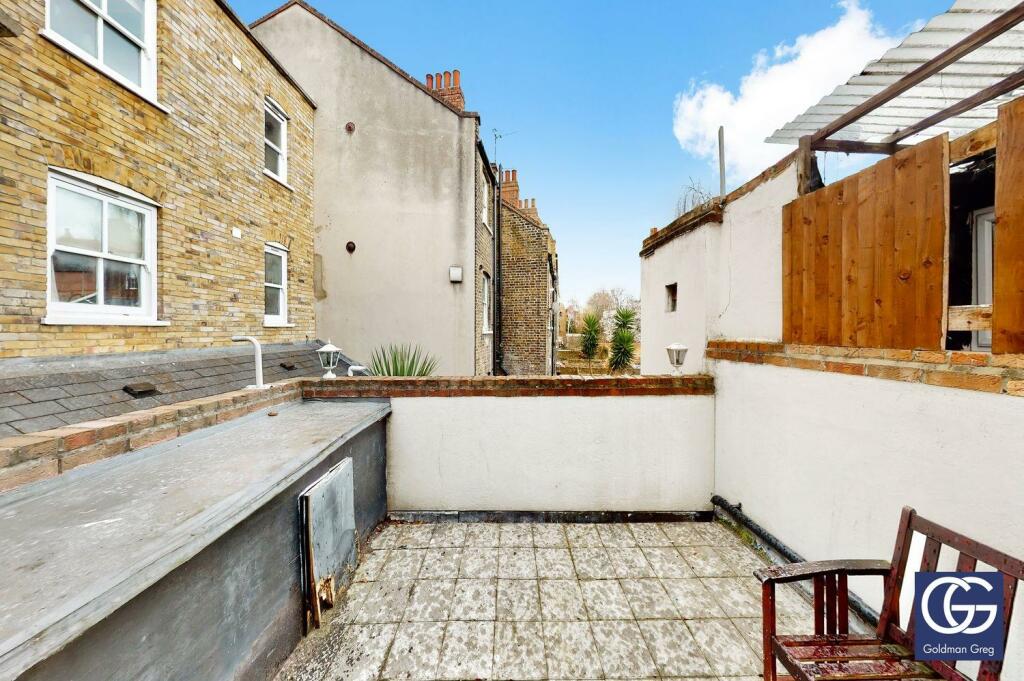 54 Cannon Street Road - bpXv5GeyPQHSa2TMexss.jpg