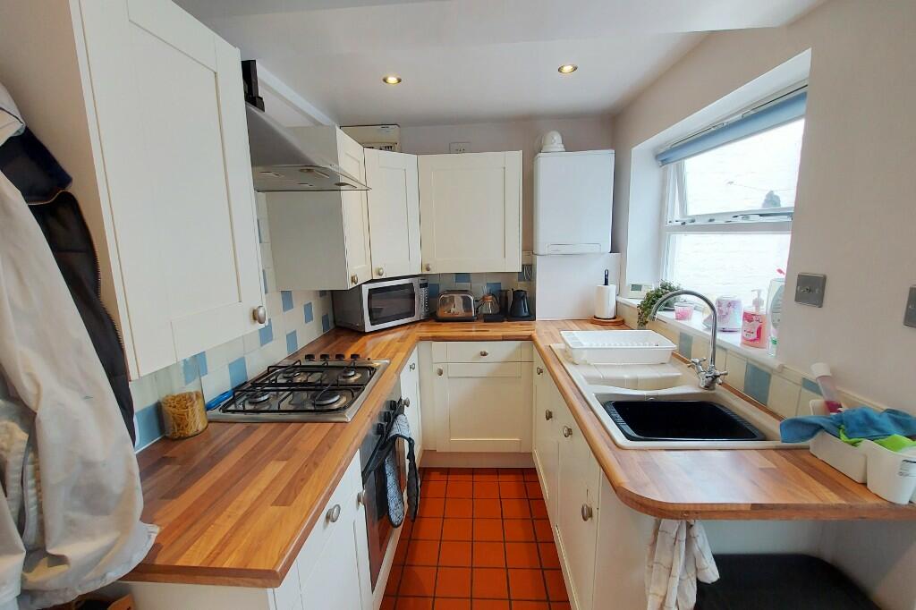 Modern Kitchen 