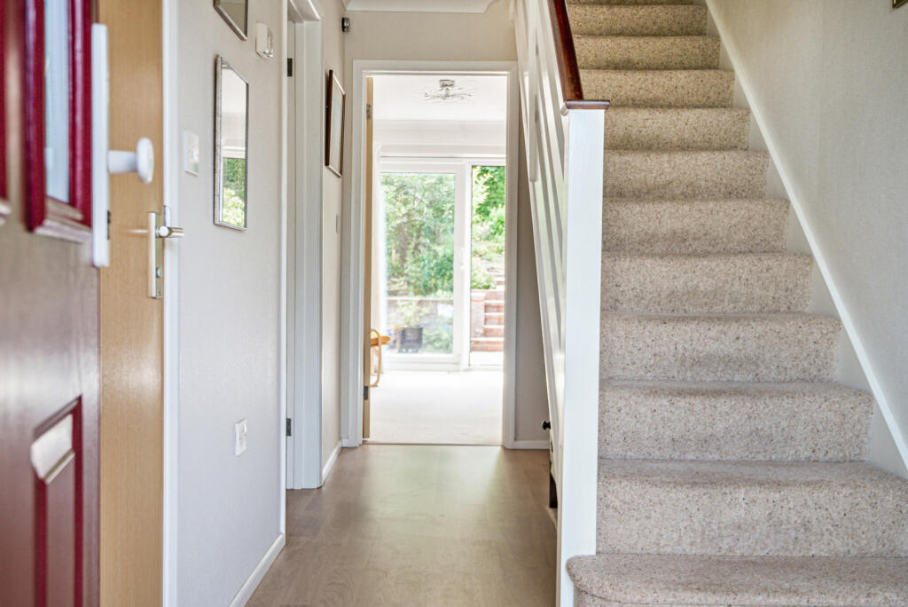 1313396-13-685be4...