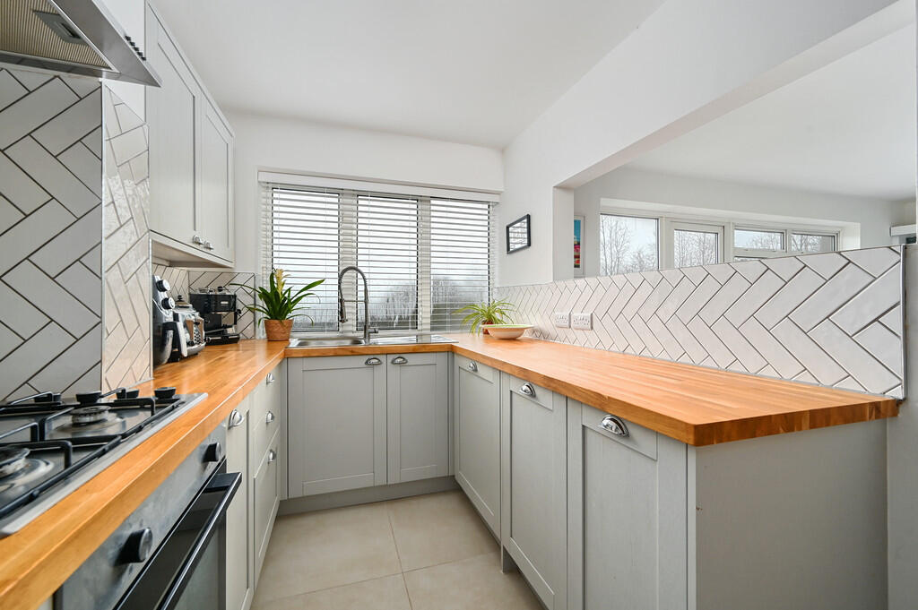 66 Woodland Court...