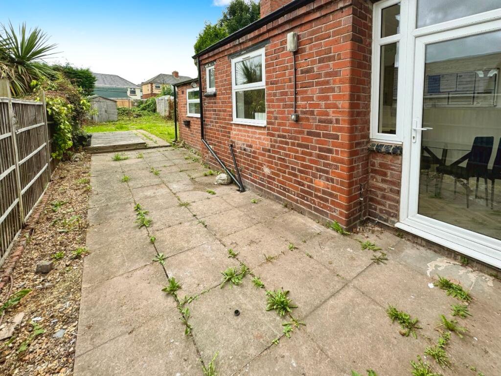 Communal Rear Garden 