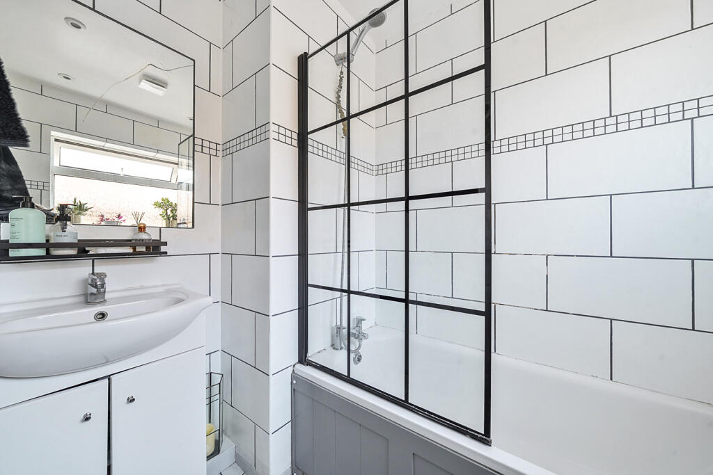 1317863-7-6870d6b...