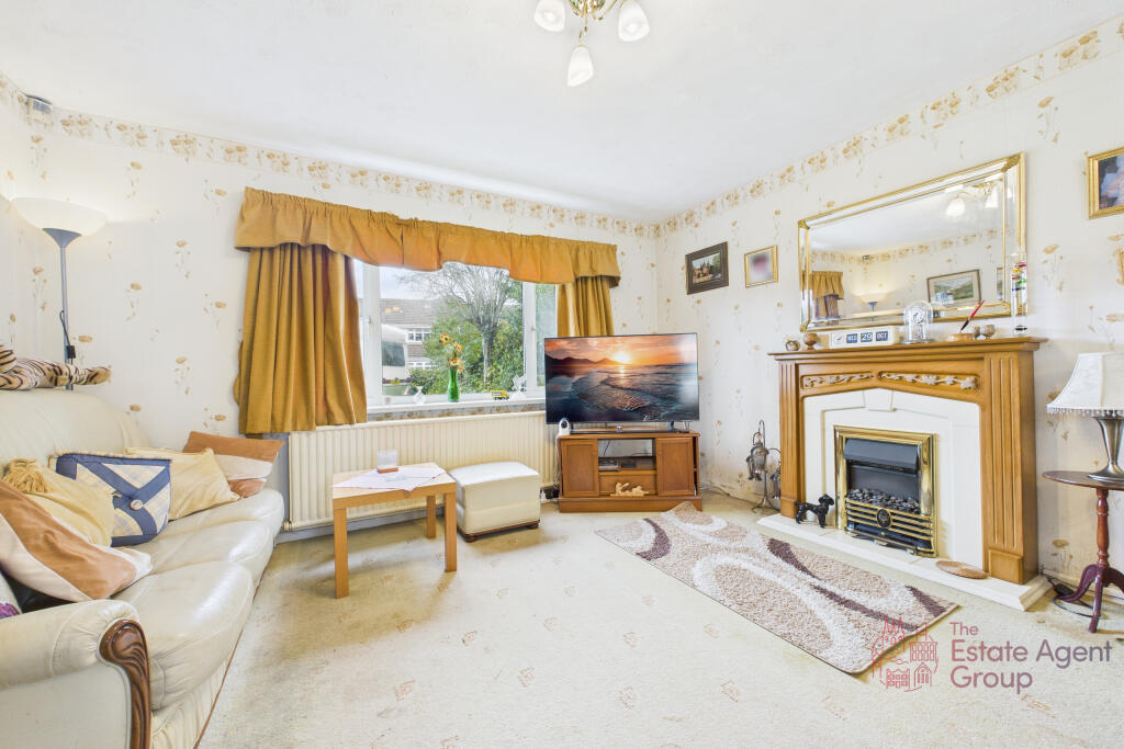 CAM02494G0-PR0064-STILL011 (1)