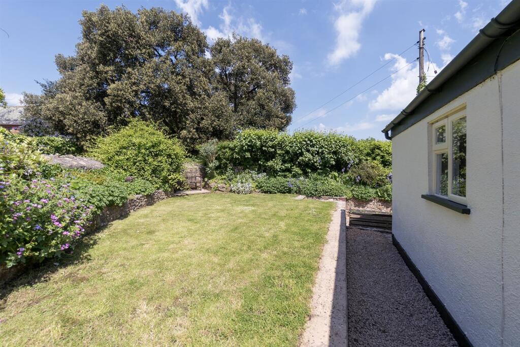 Garlands.40 - Copy.jpg