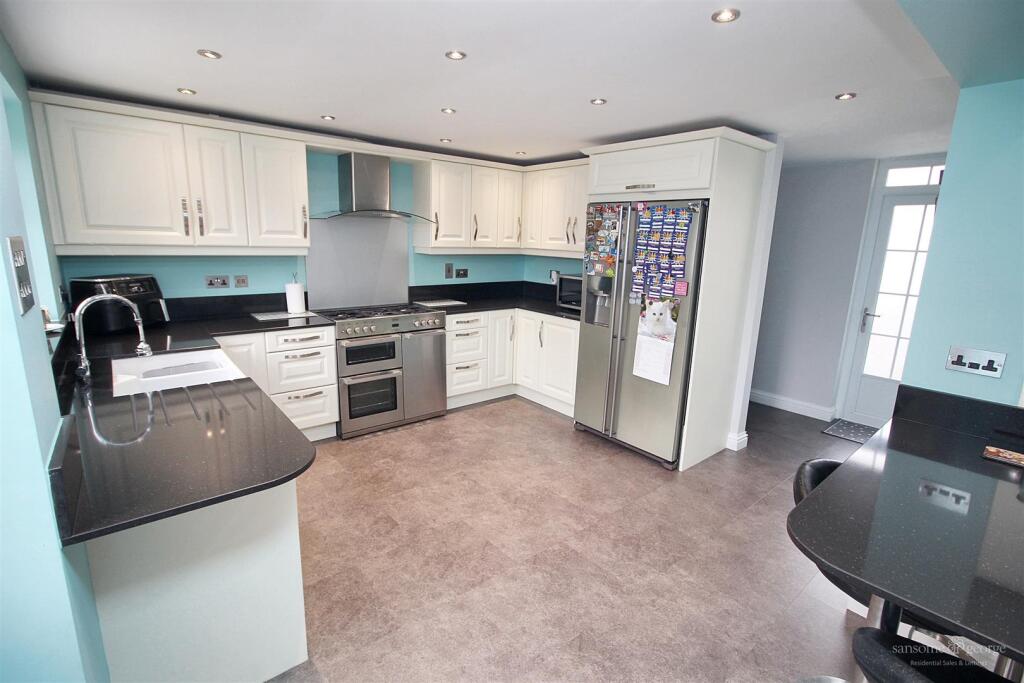 Kitchen Breakfast Room