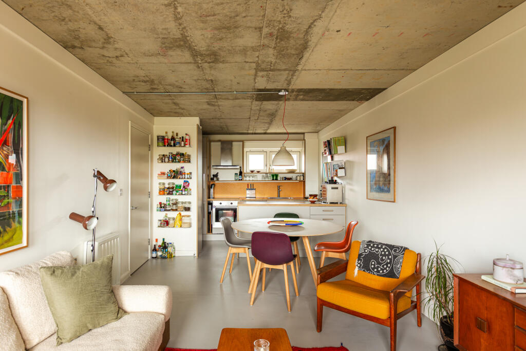 277006 - 25_4_15_MH E5 8GZ_00012.jpg