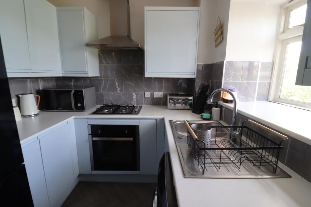 kitchen2