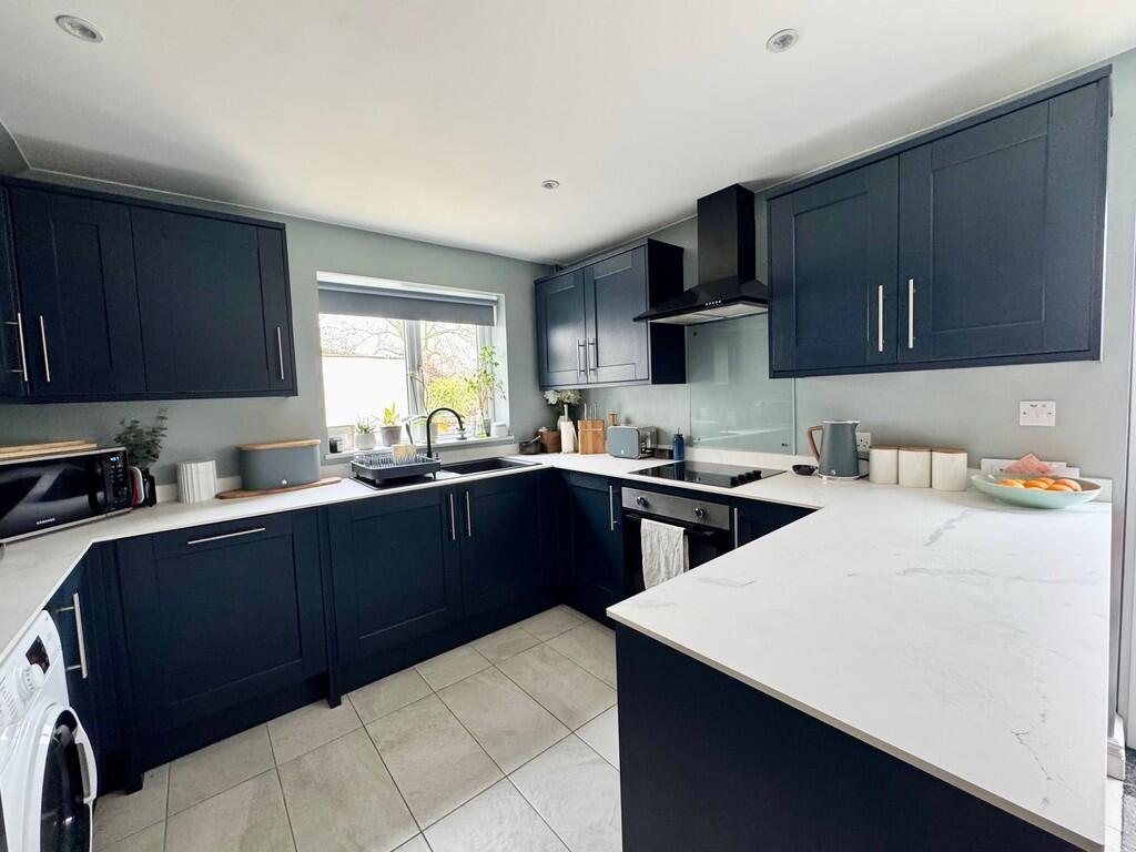 Park Close, Kenilworth