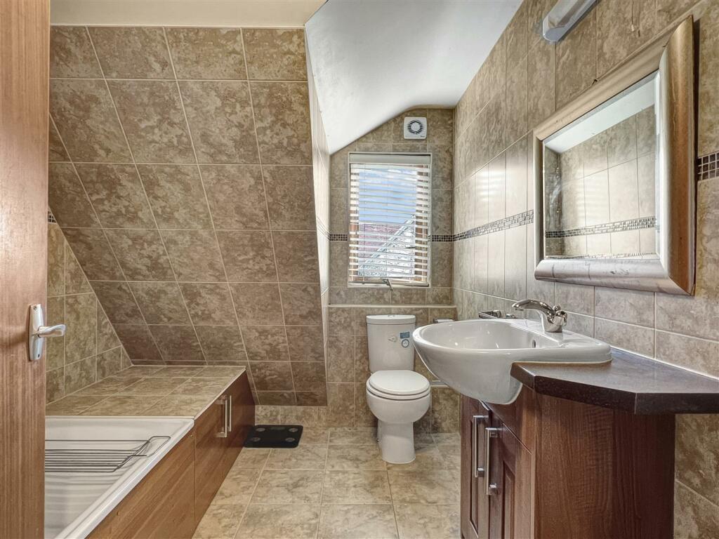 d55dd2dde2bd69f68983ae873b9c3bf056377d54.jpg