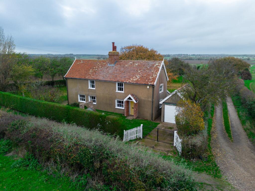 20251111132842 - DJI_0978 - Hill Cottages, Marsh L
