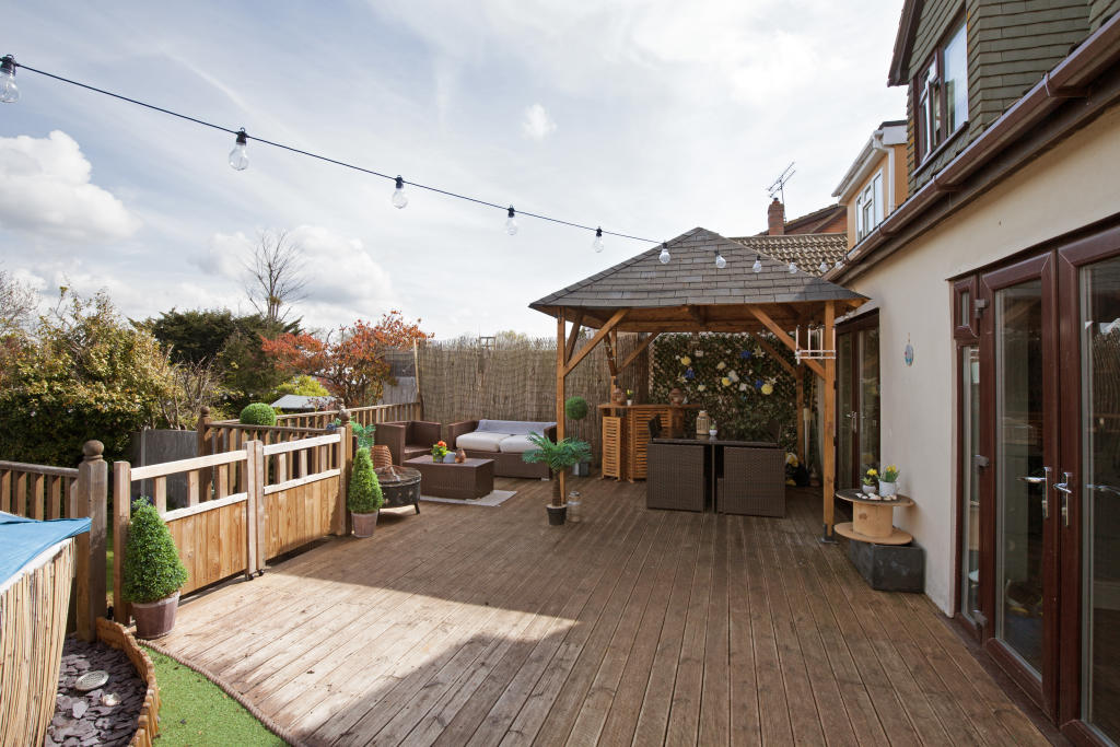 PATIO AREA