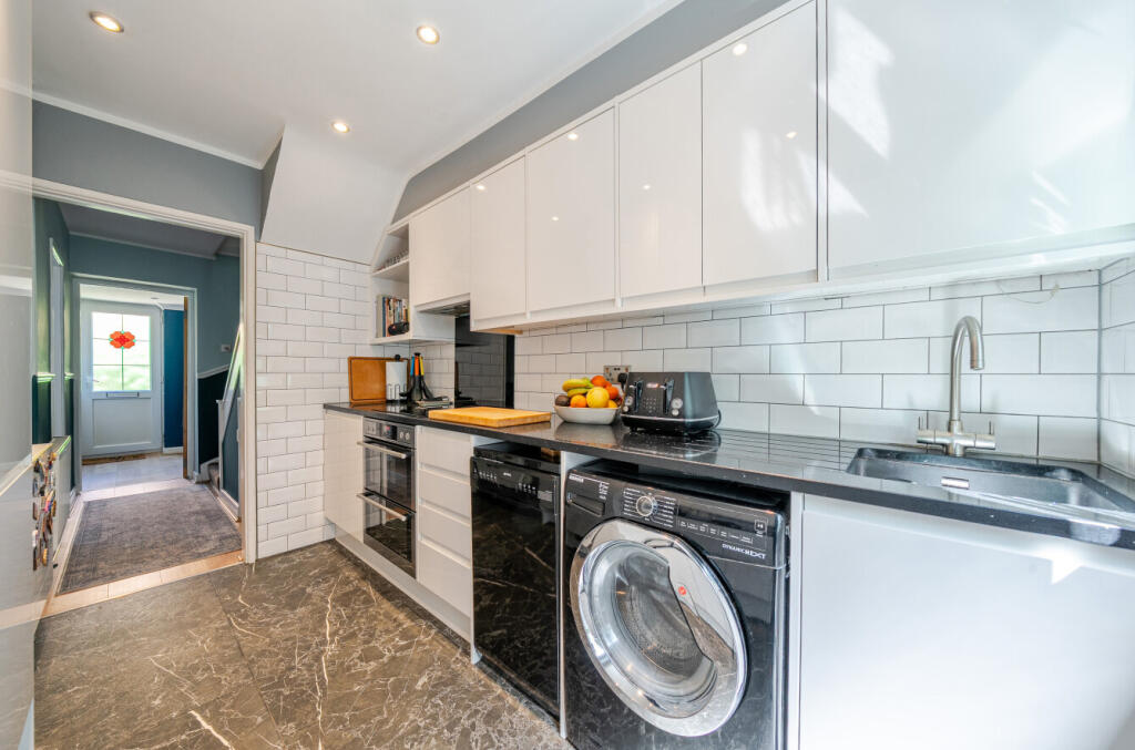 2-6821f028b0131-1...