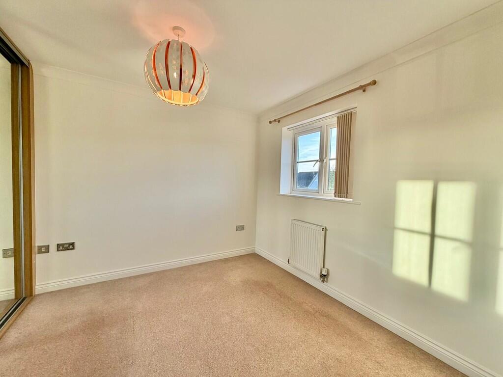 4bb4ecbd-6ea2-4eb...