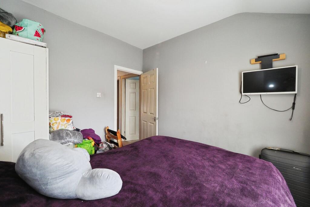 Large Double Bedroom