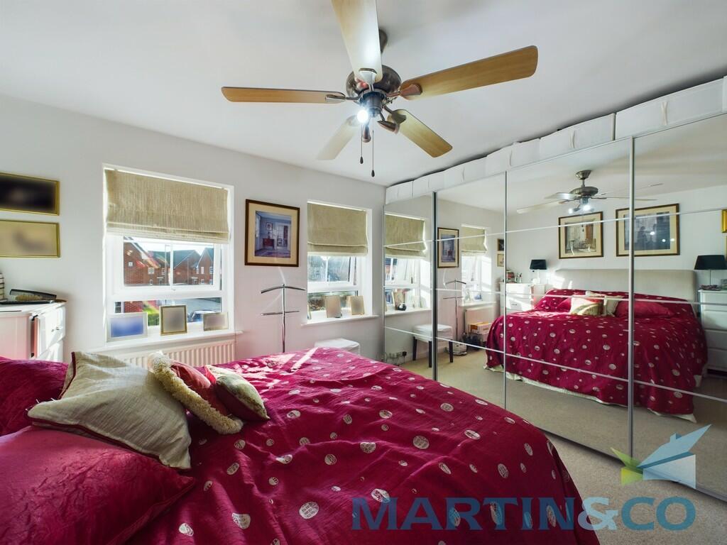 CAM01870G0-PR0144...