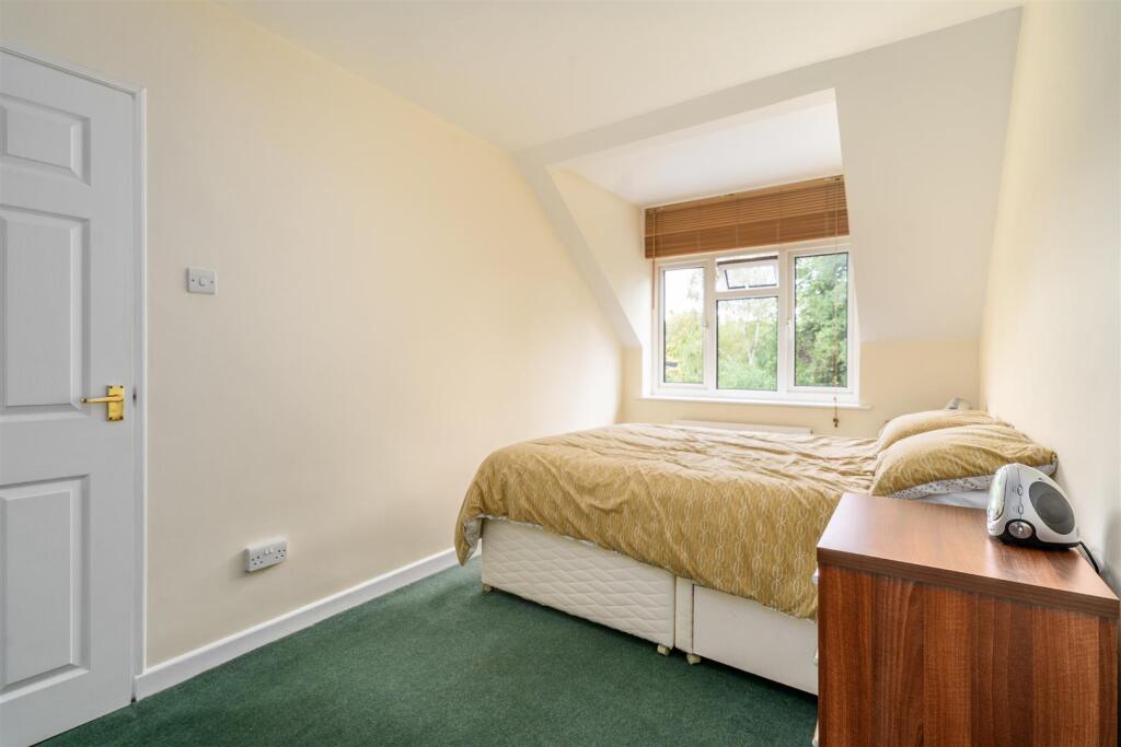 66 Poplar Road Dorridge_16.jpg