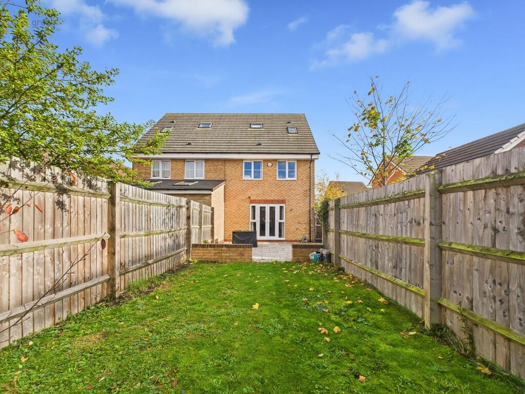 CAM04914G0-PR0295...