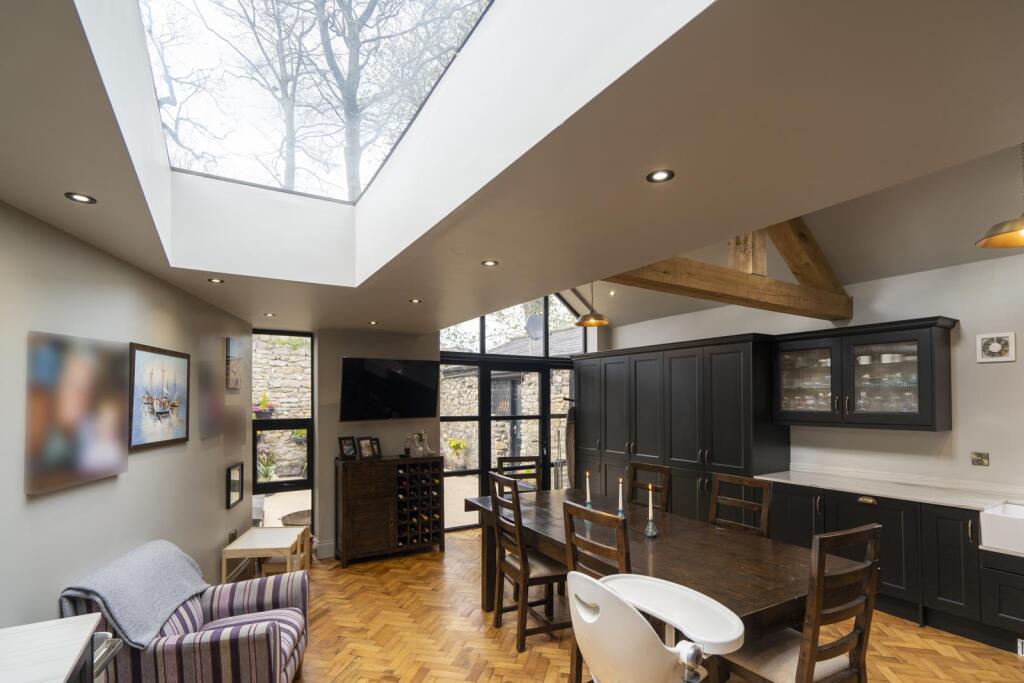 Whitburn House Lodge-20.jpg