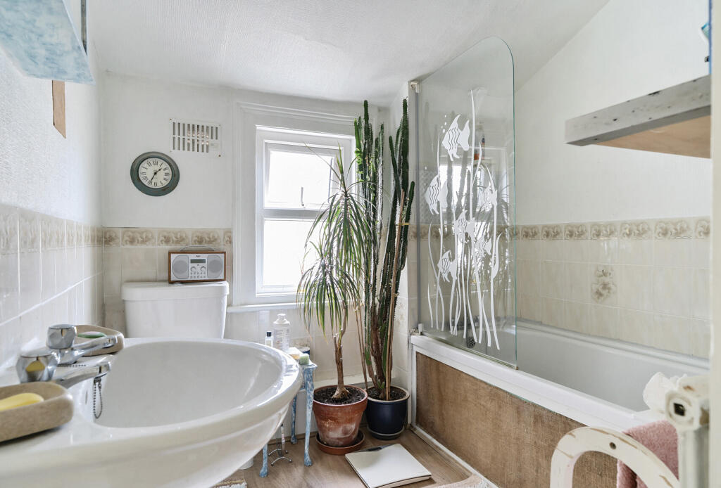 20-6823453b6beef-...