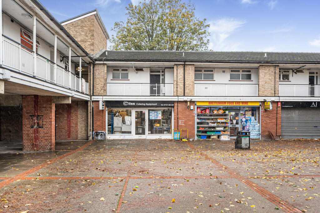 London, N18