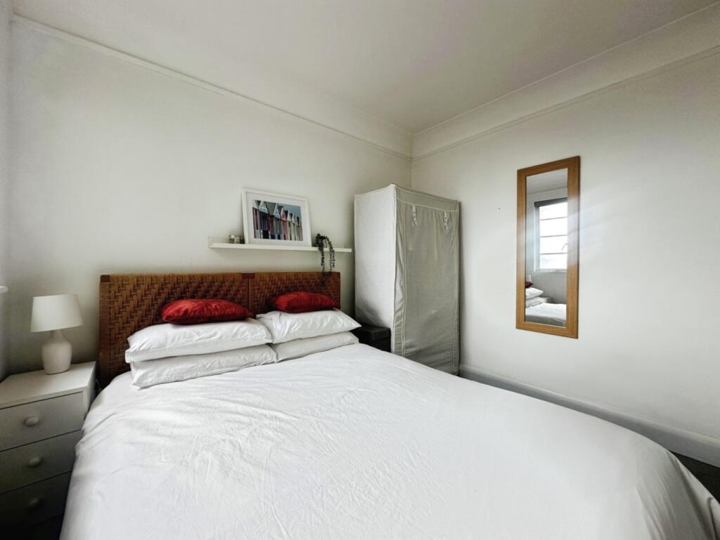 pbox-bedroom-330283.jpg