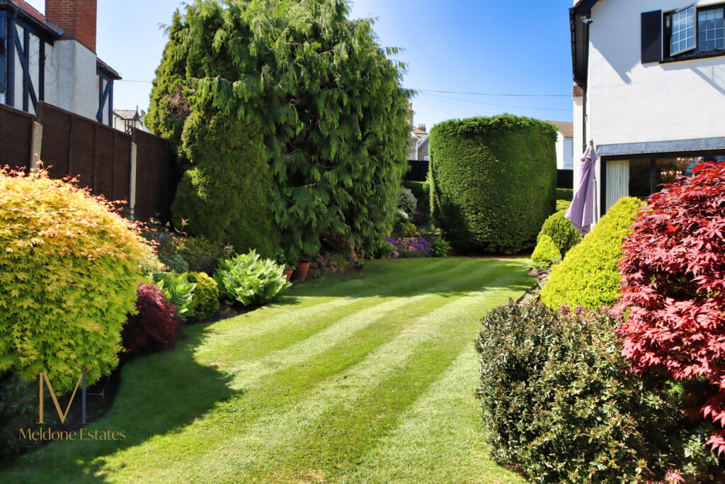 Side Gardens