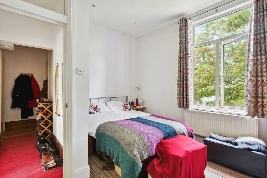 08-bd1ed1e1-e5d7-4124-b3f6-19b331801549P3751154-me